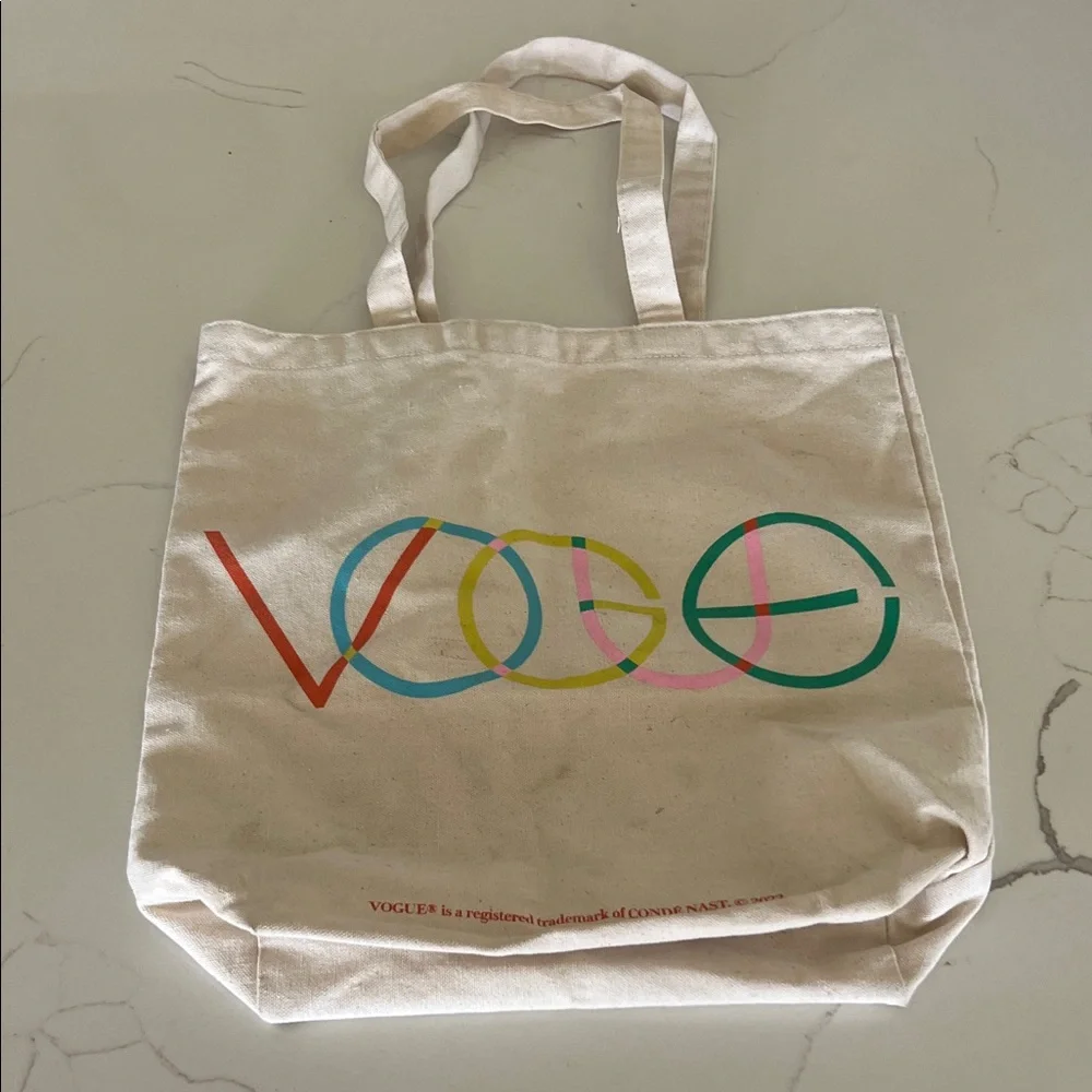 Vogue Multicolor Logo Cream Tote - Picture 1 of 3
